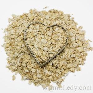 bigstockphoto_Heart_Filled_With_Oatmeal_Surr_4998868